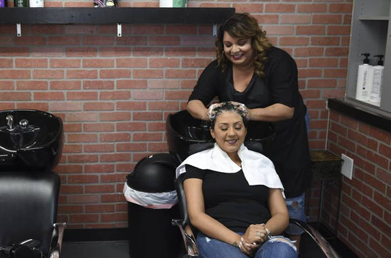 Fresno Hairstylist & Breast Cancer Survivor Offers Free Services to Other Patients