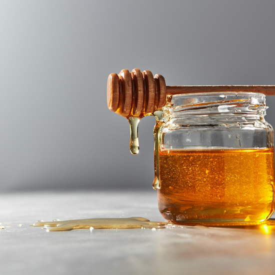 Unlock the Secret to Gorgeous Hair: Discover How Honey Can Transform Your Tresses!